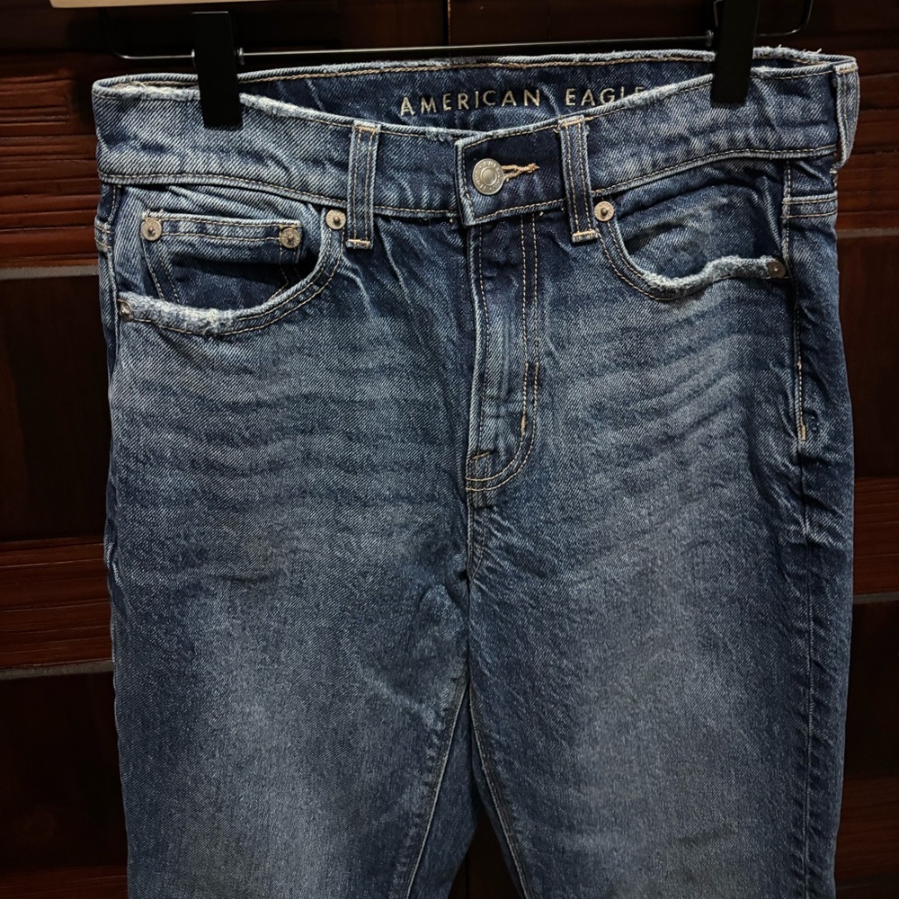 American Eagle Outfitters High Rise Blue Jeans - Picture 5 of 10